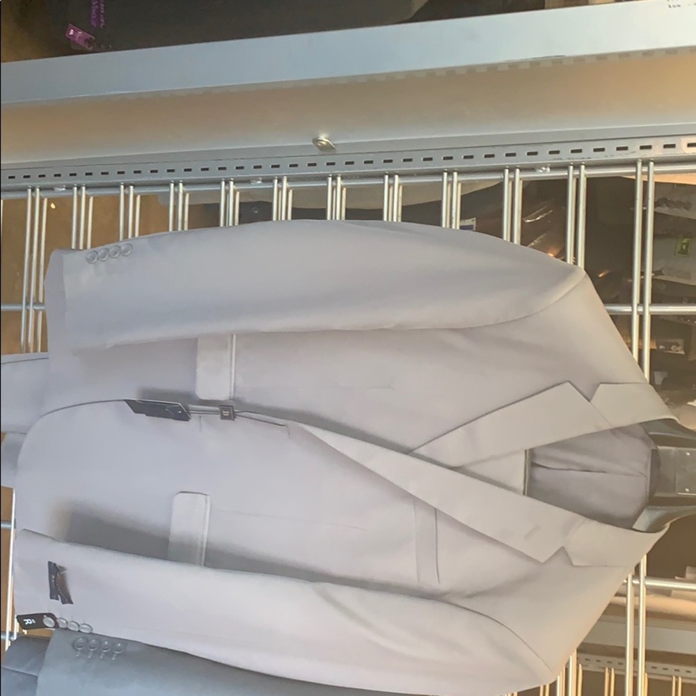 Men’s Suit